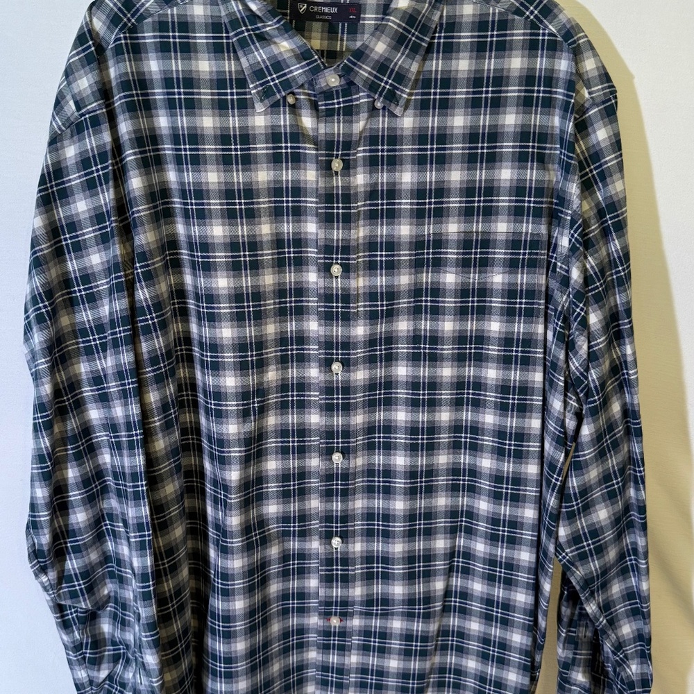 Daniel Cremieux Green & Navy Plaid Button-Down